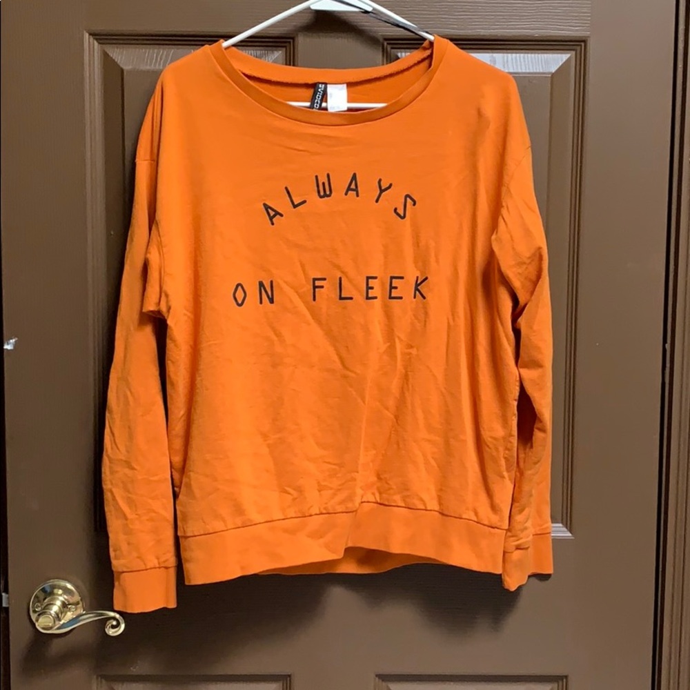 H&M- sweater